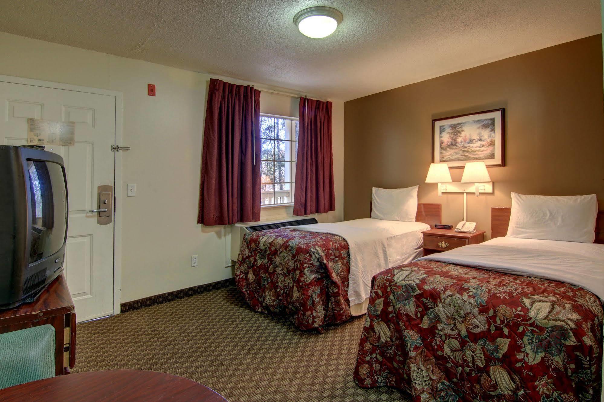 Intown Suites Extended Stay Atlanta Ga - Suwanee Eksteriør bilde